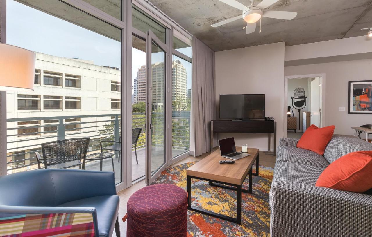 Club Wyndham Austin Hotell Exteriör bild