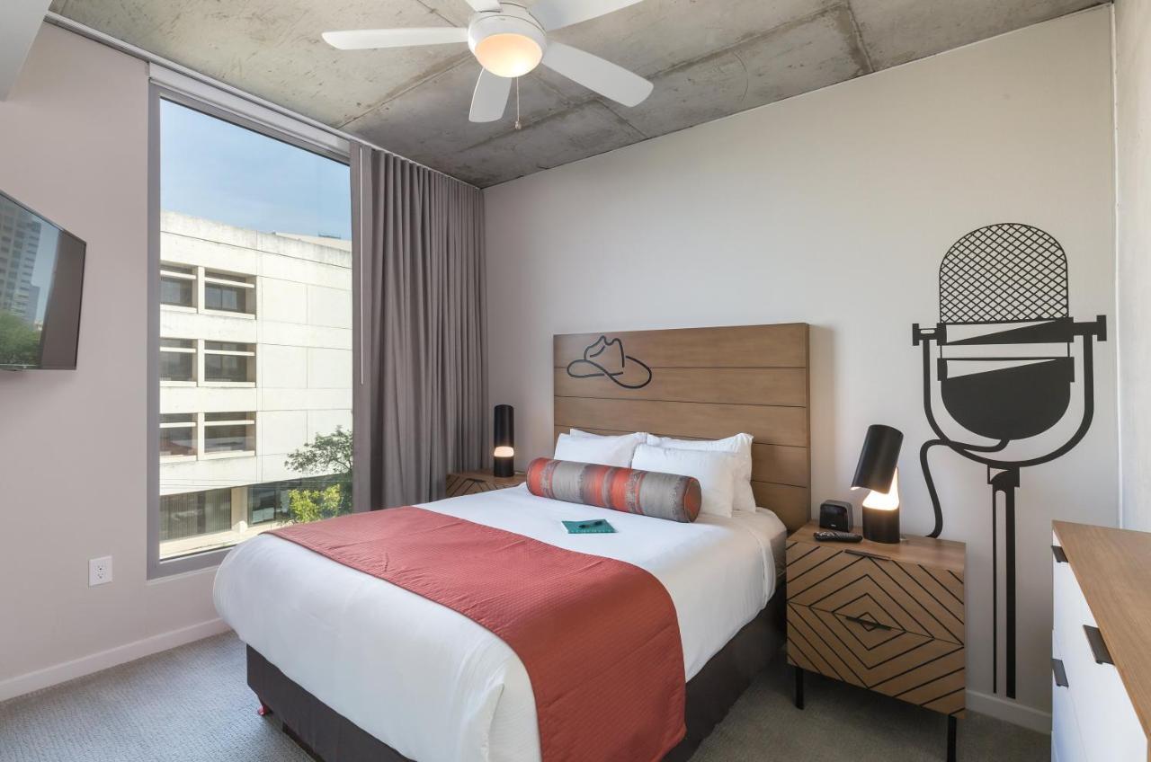 Club Wyndham Austin Hotell Exteriör bild