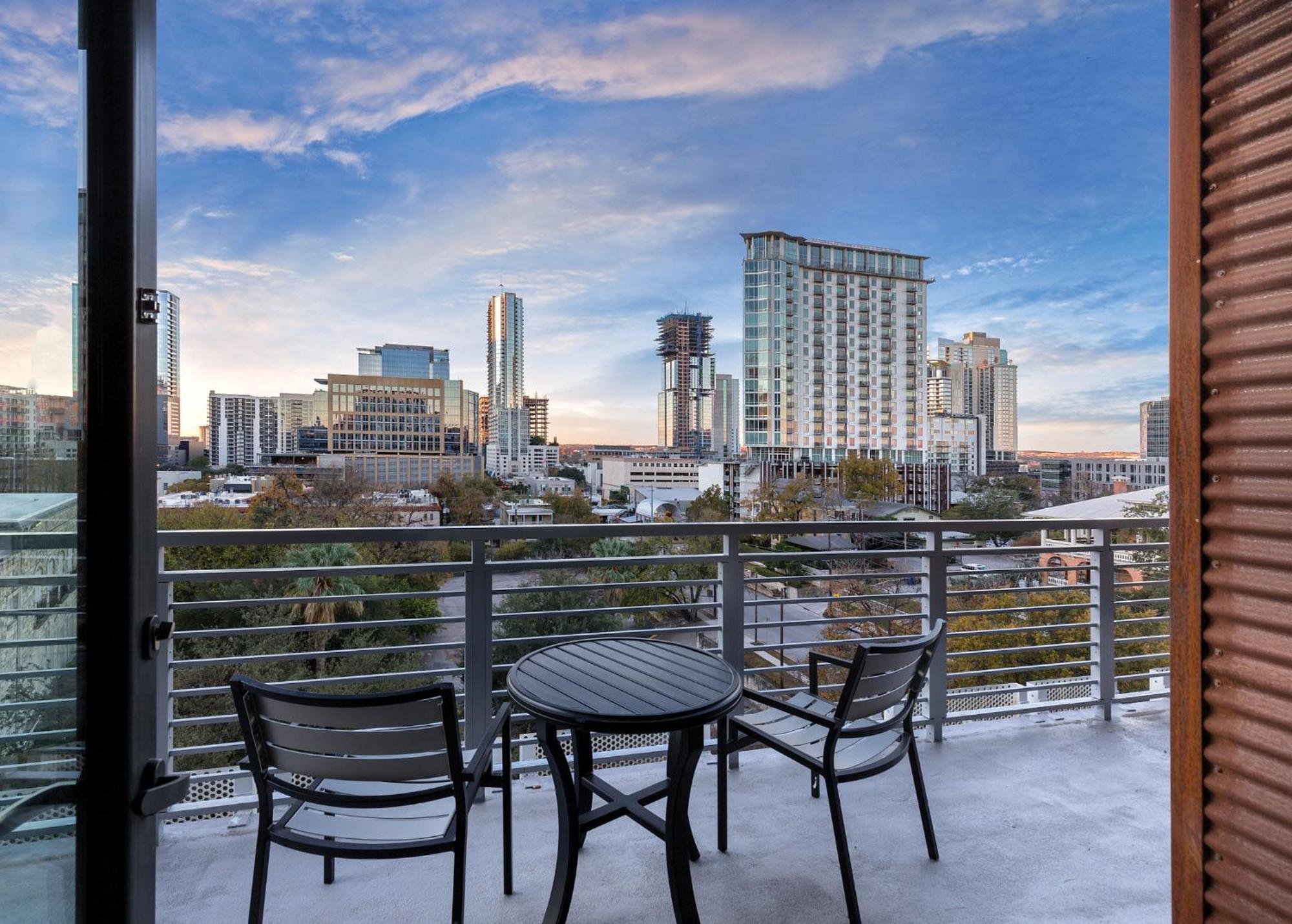 Club Wyndham Austin Hotell Exteriör bild